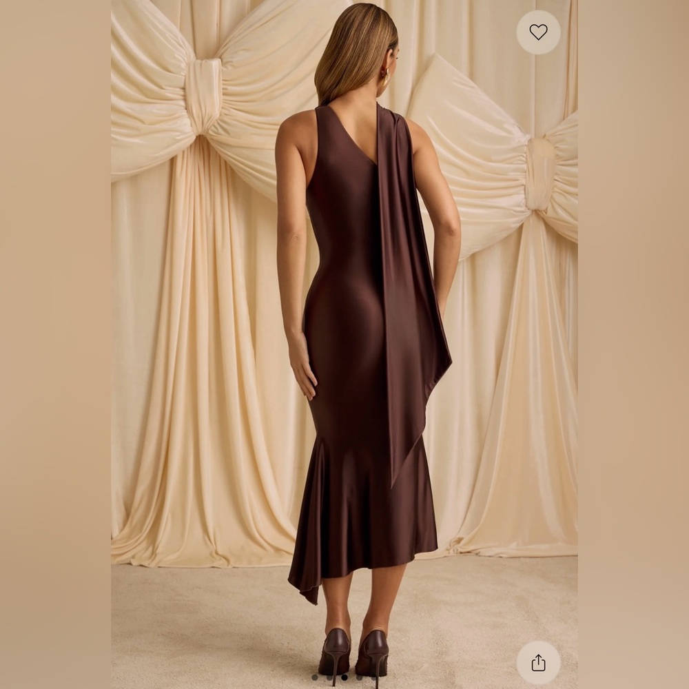 Oh Polly One-Shoulder Chocolate Dress - Picture 2 of 5